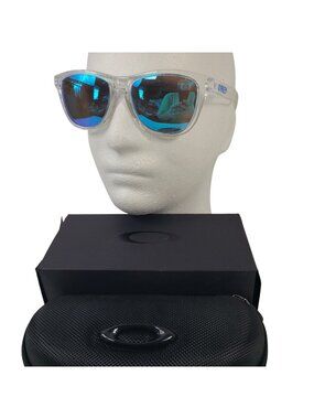 NEW Oakley Frogskins Crystal Clear Polarized Sunglasses Blue Lenses